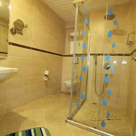 Hotell Gallion 2*