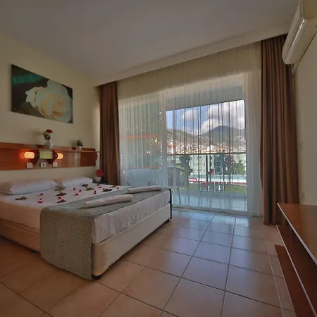 Gallion Hotel