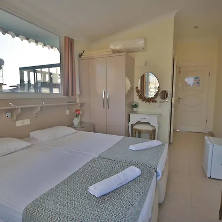 Gallion Hotel 2*