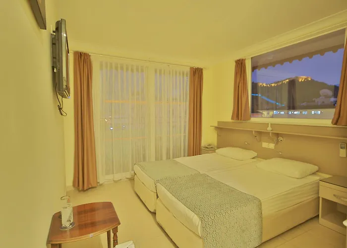 Gallion Hotel 2*