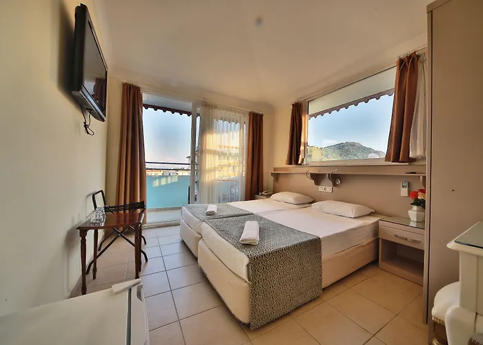 Gallion Hotel 2*