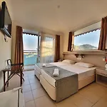 Gallion Hotel 2*