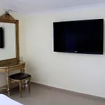 Gallion Hotel